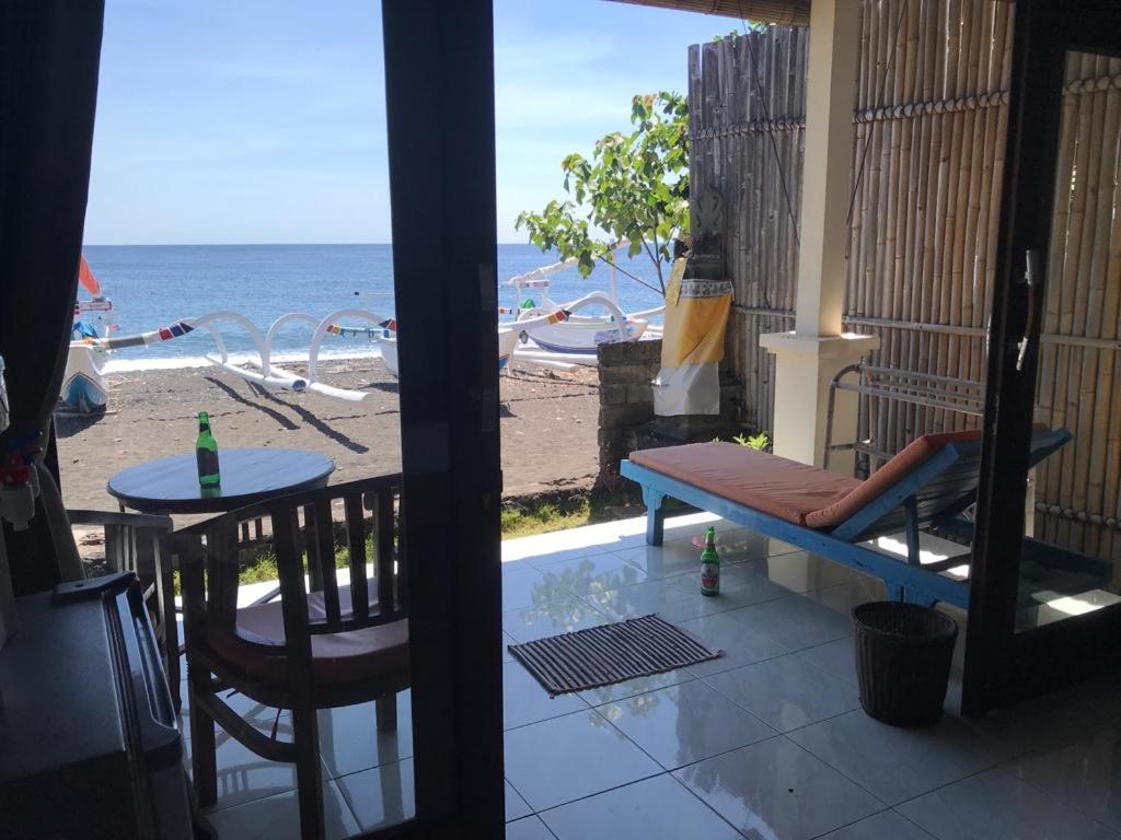 Tambun Sari Beach Homestay Amed Exterior foto